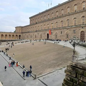 Piazza Pitti View Appartamento